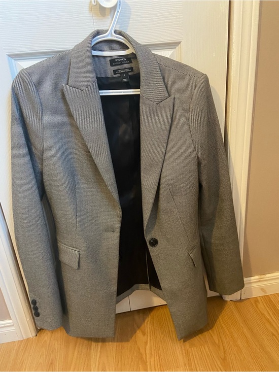 RW&CO. Jackets & Blazers - RW&CO. Gray Single-Button Tailored Blazer